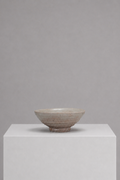 Karehagi Chawan by Yasumoto Kajihara — front profile