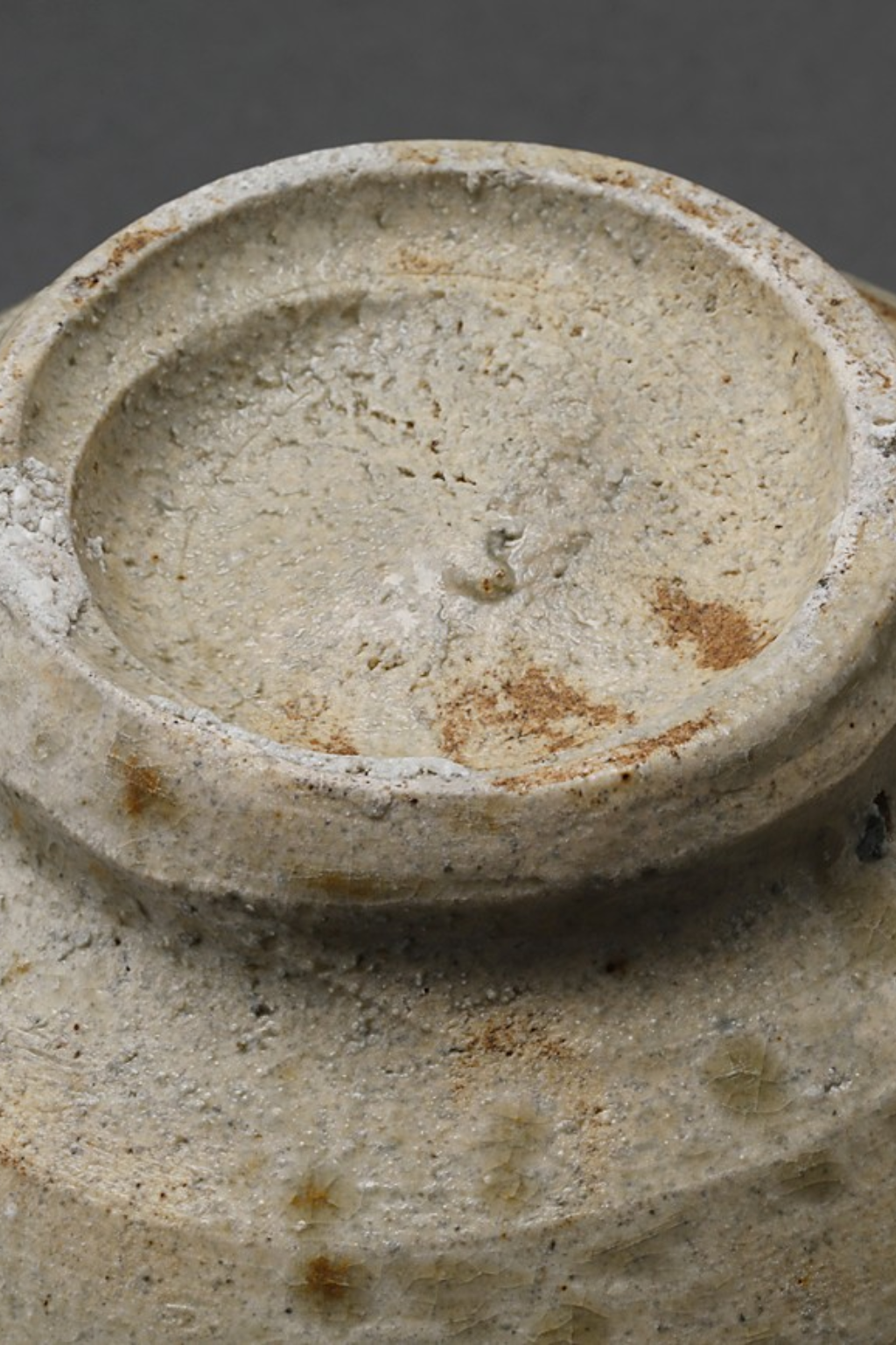 Irabo Chawan by Yasumoto Kajihara — foot detail, kairagi
