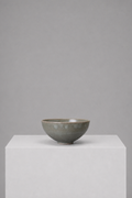 Seiji Chawan by Hiroyumi Suzuki — front profile